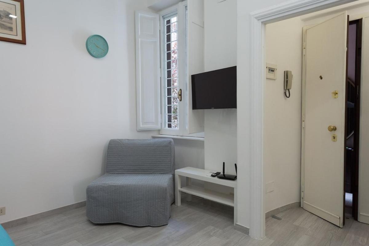 La Casina Di Luigi Con Balcone Rome